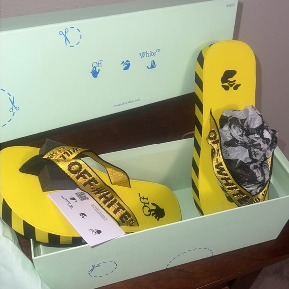 New Off-White Industrial Logo Platform Flip
Flop size 1OUS/43EU women’s 11unisex main image 7